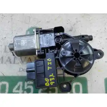 

WINDOW MOTOR REAR LEFT VOLKSWAGEN GOLF LIM. (5G1) 1.6 16V TDI DPF 5PINS 5Q0959811 0130822695 [16823389]