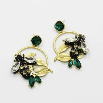 

New Fashion green Baroque earrings water drops flowers Bee Geometric pendant temperament retro leaves Big Ear Decorate Golden