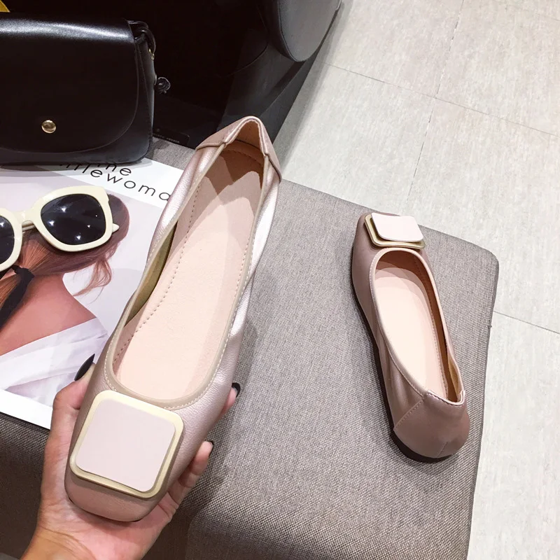 

2019 Fashion Flats for Women Boat Shoes Brand Women Flats Soft Slip on Casual Shoes A1929