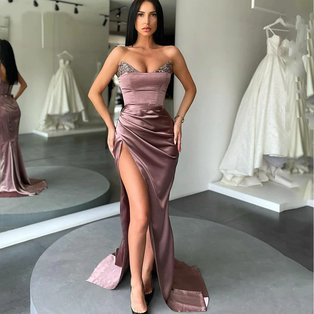 

BridalAffair, блестящее вечернее платье с юбкой-годе и V-образным вырезом