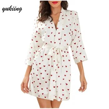 

Woman Robes 2020 Summer New Lingerie Women Silk Heart Print Satin Belted Robe Bathrobe Sleepwear Fashion Woman Robes
