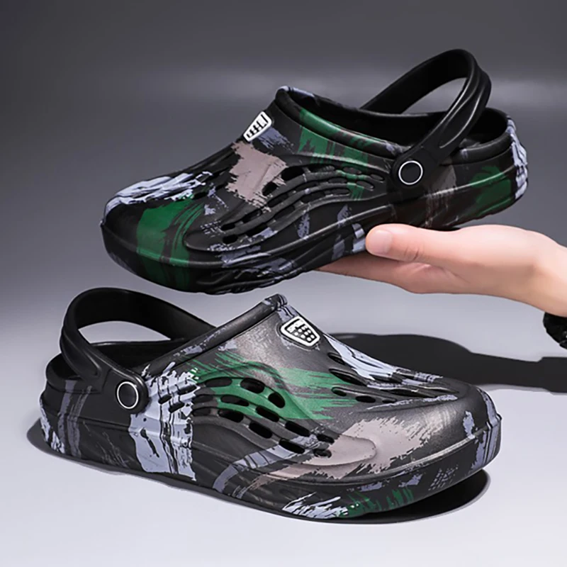 

2022 Summer Slippers Men Hollow Out Breathable Beach Flip Flops Unisex Casual Slip-on Flats Sandals Men Shoes size 45 Zapatos