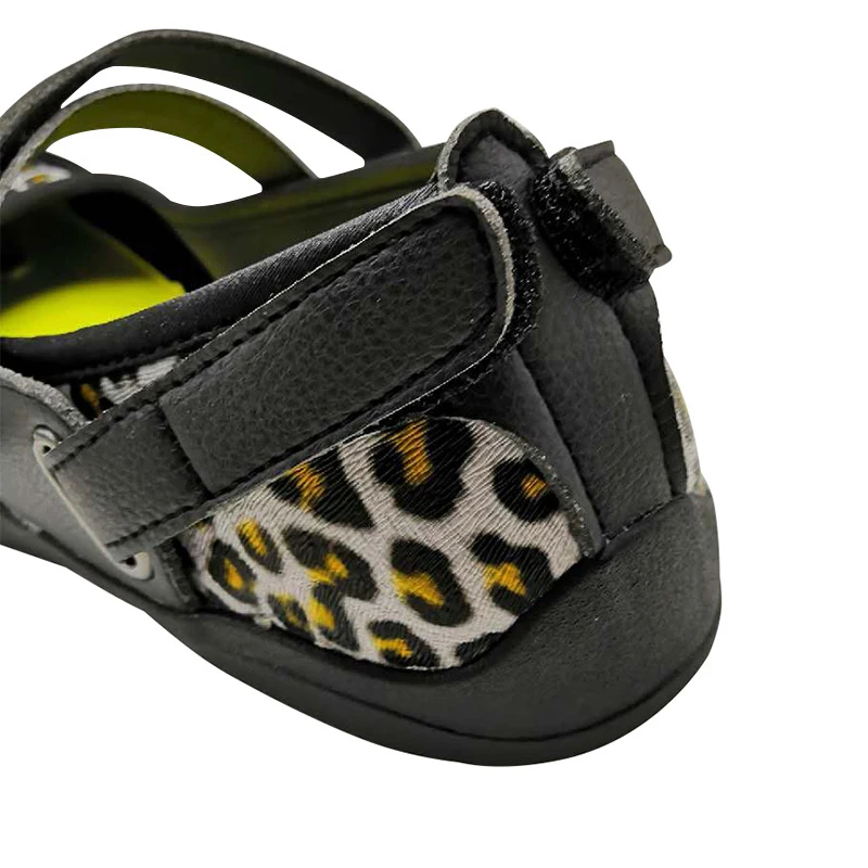 Findcool/Женская обувь из эластичной ткани; обувь для прогулок; спортивная обувь; очень легкие кроссовки с пятью пальцами