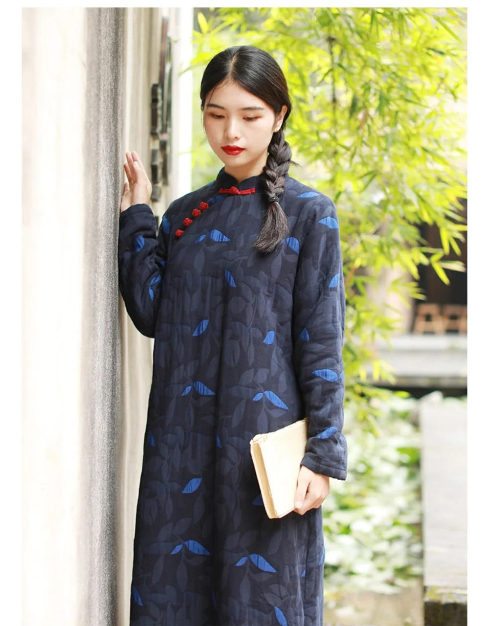 LZJN 2019 New Vintage Chinese Thickened Plush Dress Autumn Winter Female Warm Long Cheongsam Qipao Retro Robe Dress (25)