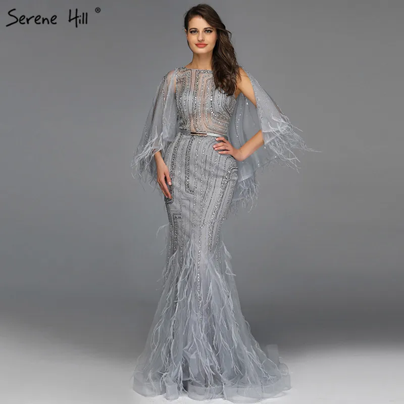 Grey O-Neck Feathers Crystal Prom Dresses Dubai Design Sleeveless Luxury Sexy Prom Gowns Serene Hill BLA70153