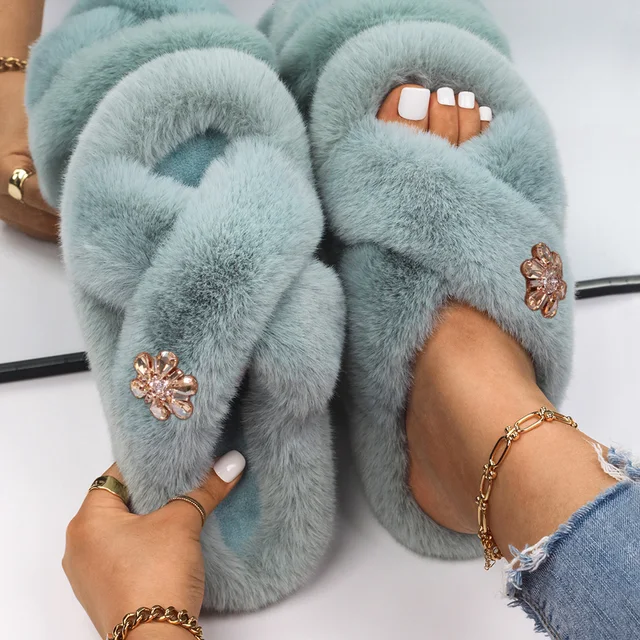 Fluffy Slippers Women Crystal Flower Decor Furry Sandals Elegant Ladies Home Flip Flops Faux Fur Slides Luxury Designer Shoes Blue2