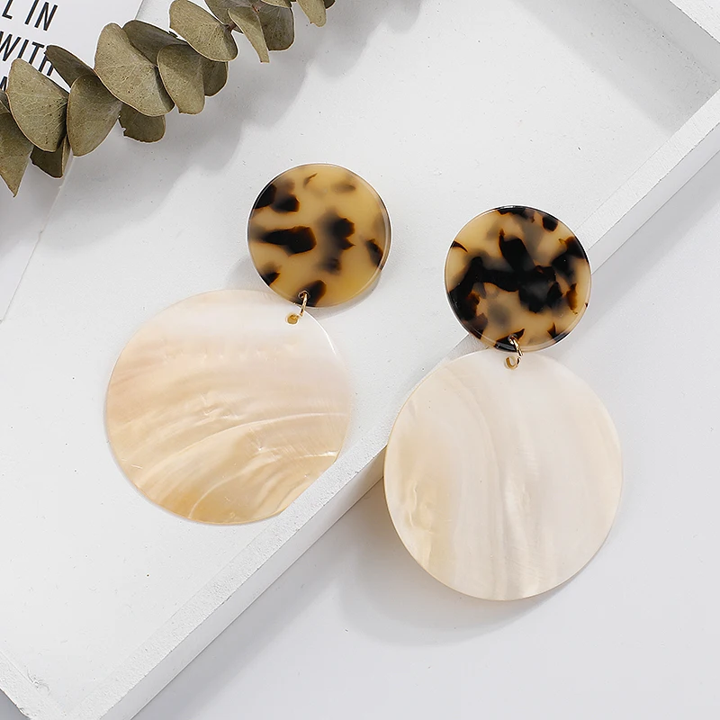 

AENSOA Simple Leopard Beige Round Shell Drop Earrings For Women Geometric Double Round Pendant Earrings 2019 Fashion Jewelry