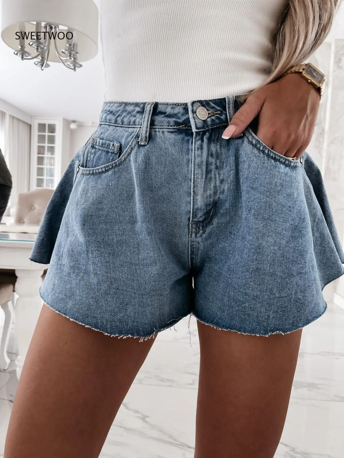 Spring Sexy Wide Leg Blue Denim Shorts Women Solid Button Office Ladies Shorts Summer Pocket Loose Beachwear Shorts Street Mujer
