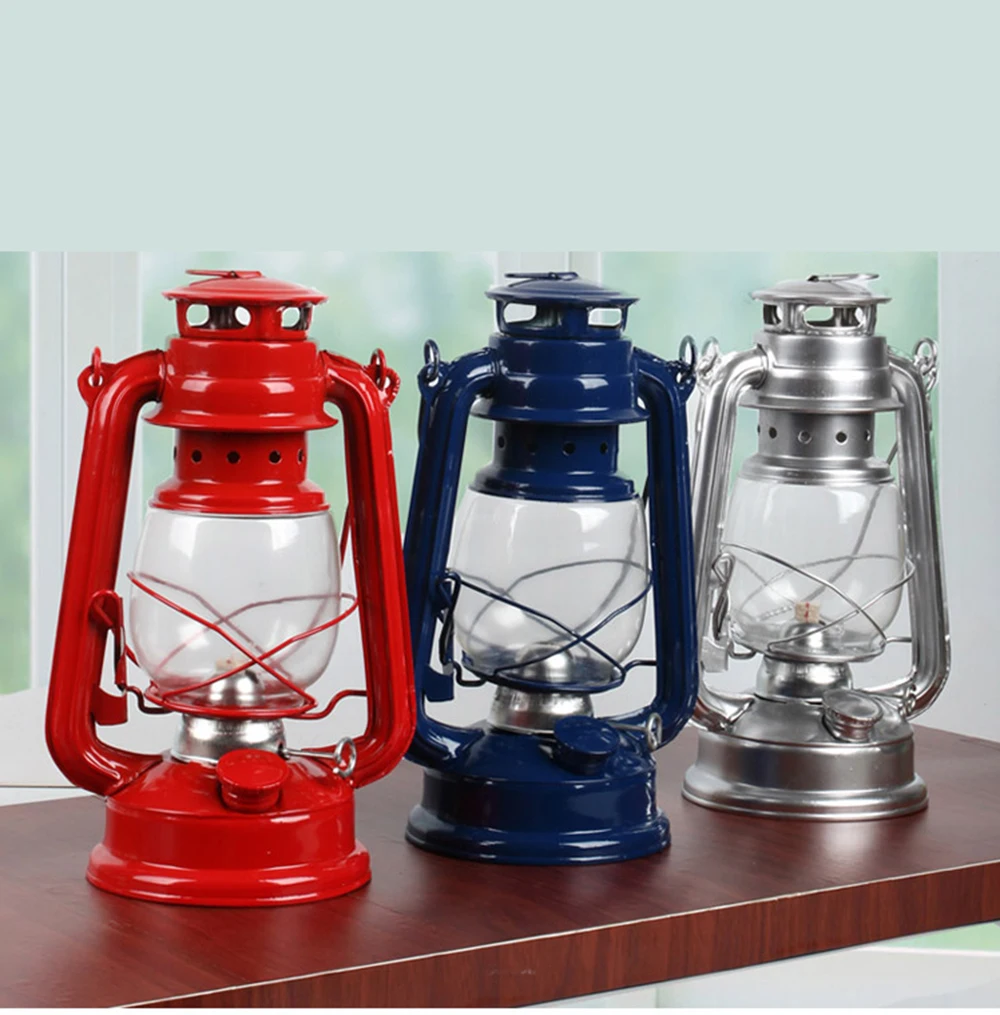 Silver Kerosene Lamp 2