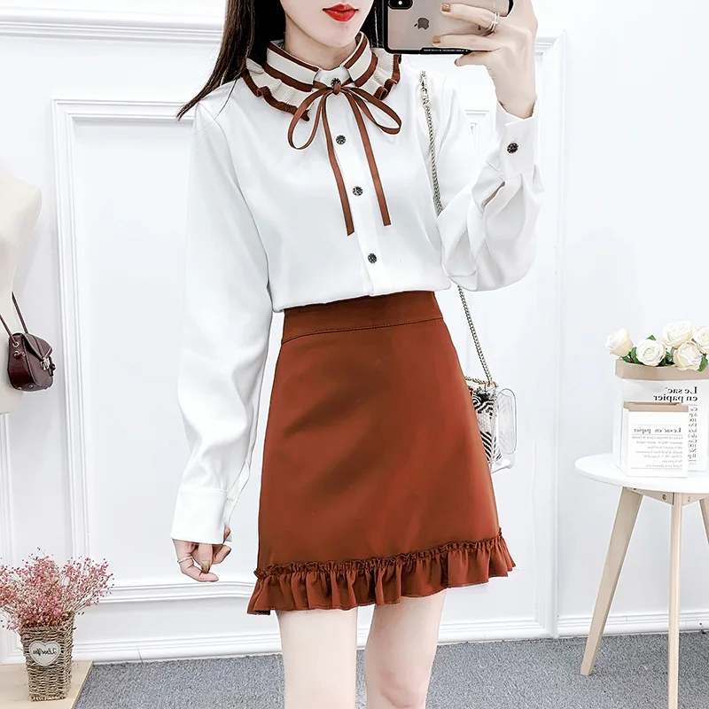 

2020 Spring New Style Hyuna College Gentle-Style Contrast Color Chiffon Blouse Black Fungus Skirt Set