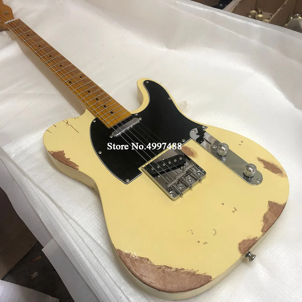 

Gold relic electric guitar manual aging hardware nitrocellulose yellow, hand carved. Free shipping