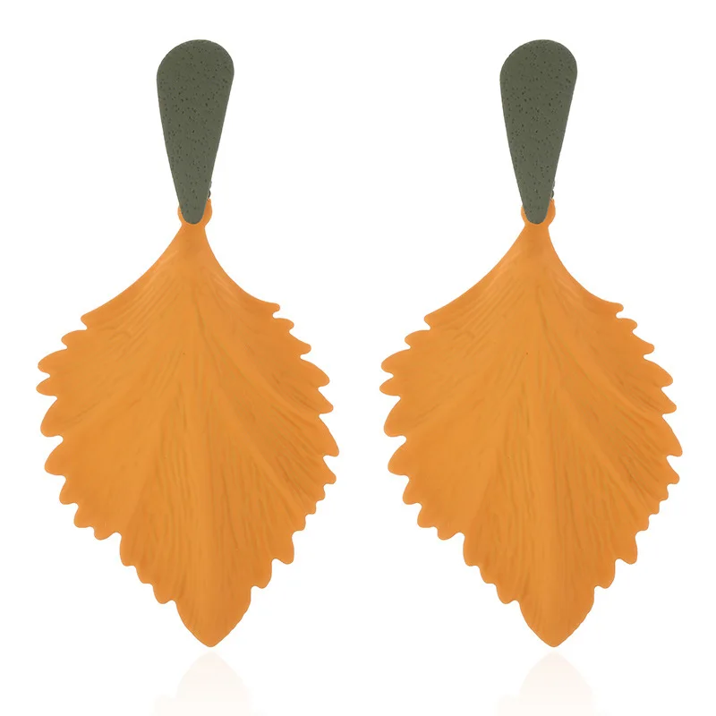 Popular earrings exaggerated creative alloy spray painted Leaf Earrings personality retro simple |