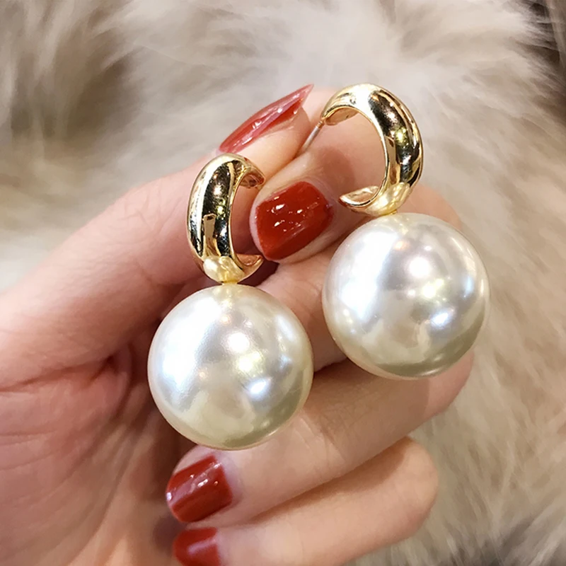 Korean Oversized Pearl Drop Earrings for Women Bohemian Golden Round Pearl Wedding Earrings Jewelry