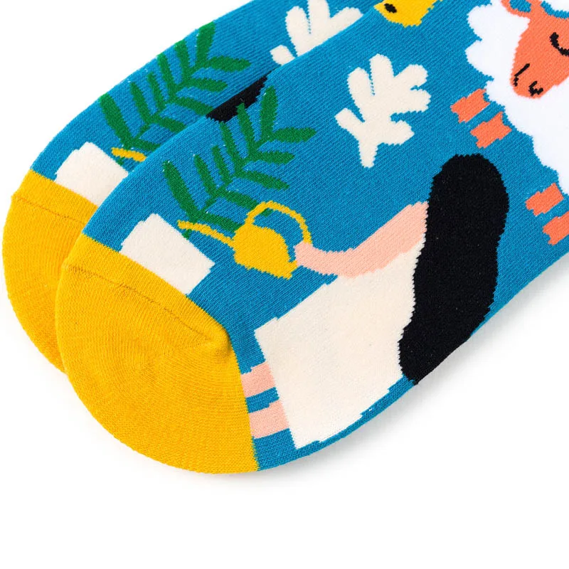 New Happy Mens Socks Women Cartoon Girls Print Combed Cotton Funny Crew Sock Skateboard Cycling Running Wedding Christmas Gifts