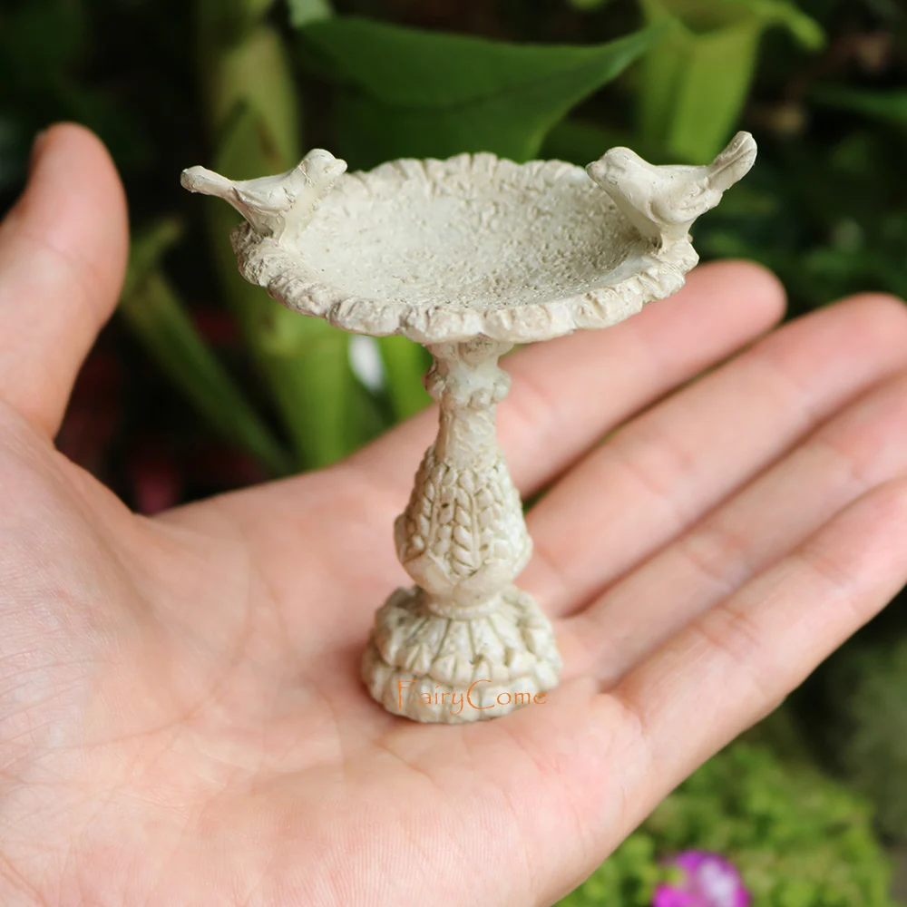 Ornament Crafts Miniature Ornament Fairy Garden Bird Bath Miniature Garden Resin Birdbath Feeder Fountain Bonsai Pot Mini garden Decoration Accessories