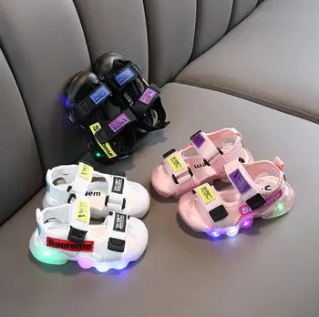 

Kids Sandals Summer LED WIth Light Flash Sandals Beach Leather Sandals Children Water Shoes Anti-skid New Design for Children