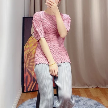 

Changpleat 2020 summer New loose thin Women Tops T-shirts Miyak Pleated Fashion Solid O-neck High elasticity Female T-shirt Tide