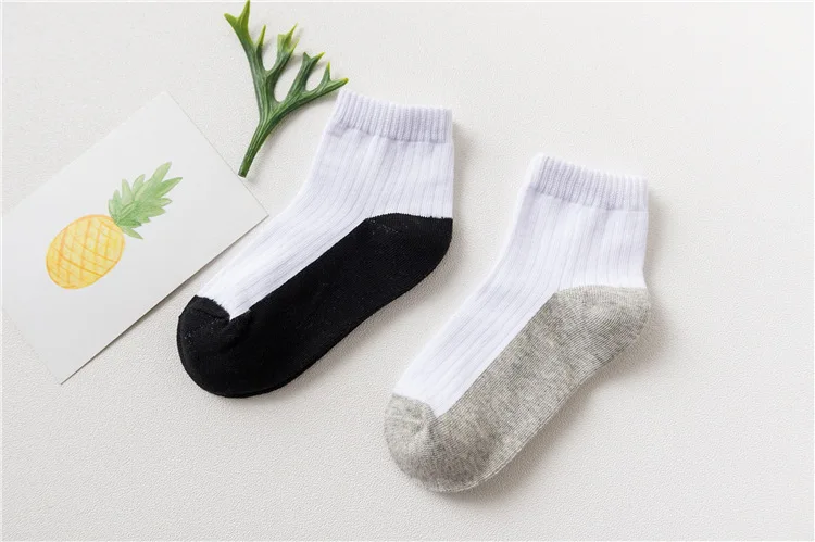 Белые мягкие хлопковые носки дышащие спортивные носки, впитывающие пот Школьные носки для мальчиков и девочек детские белые носки размер 24-40