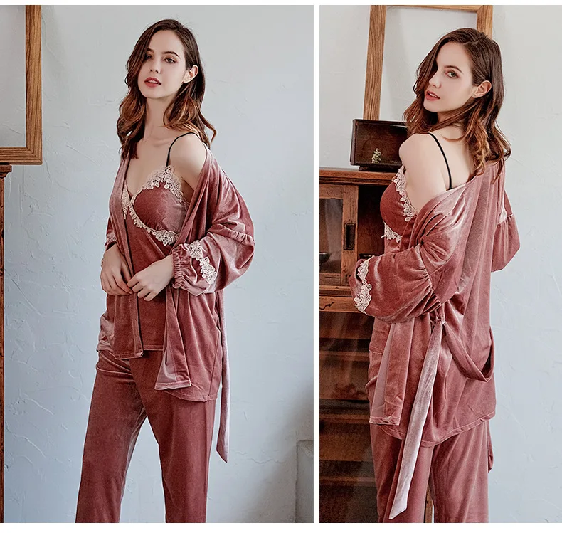 12027715303_1108131763