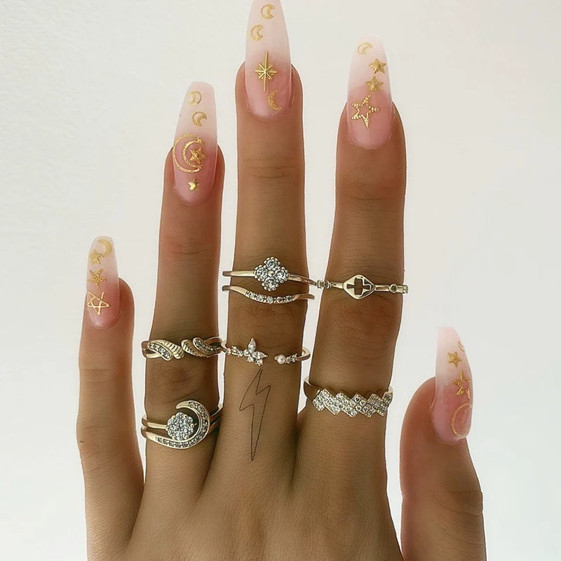 

6 Pcs/set Bohemian Vintage Gold Crescent Geometric Flower Crystal Rings Set for Women Small Pearl Charm Joint Ring Party Jewelry