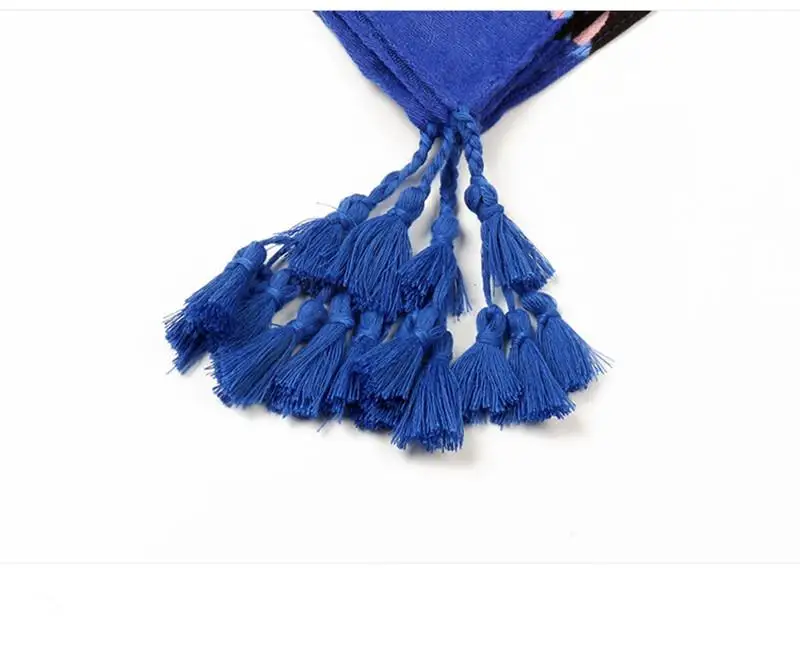 4464591134_590449100