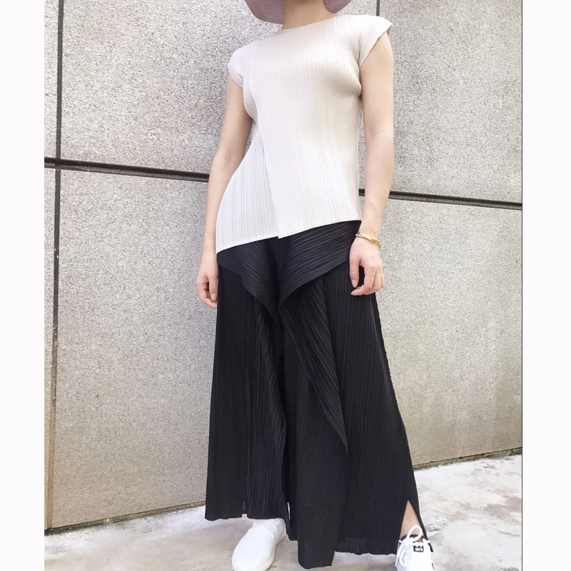 Changpleat дизайн Женская футболка двойные Топы Miyak плиссированные модные однотонные с круглым вырезом большие эластичные тонкие женские футболки Tide T89
