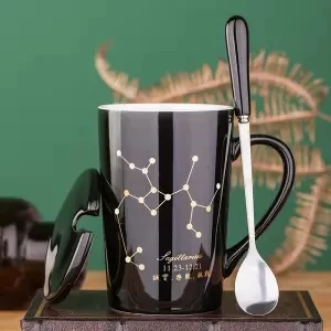 Чашка керамическая чашка кружка с крышкой с ложкой Мужская и женская пара креативная чашка Бытовая чайная чашка молочная чашка кофейная чашка Tazas стакан - Цвет: Sagittarius