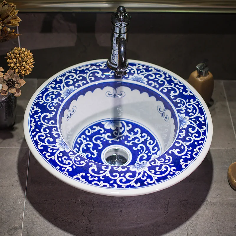 blue and white wash basin (2)