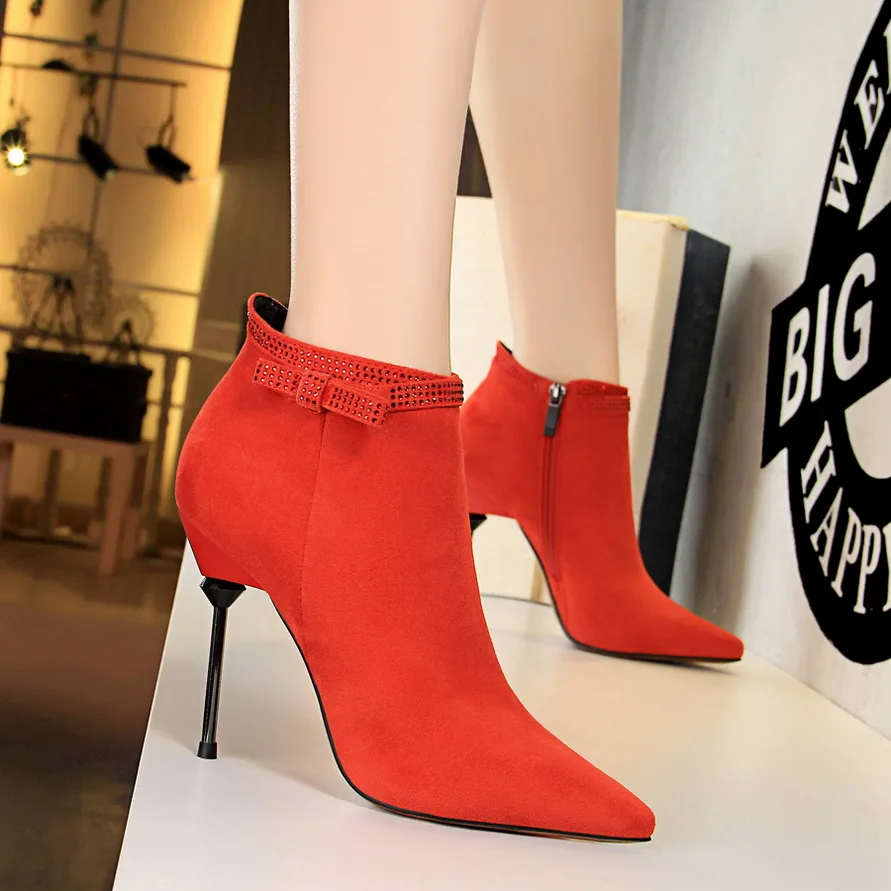 

Women Ankle Boots Shoes Woman Fashion Rhinestone Bowknot Pumps Female Sexy Pointed Toe High heels Short Boots Solid