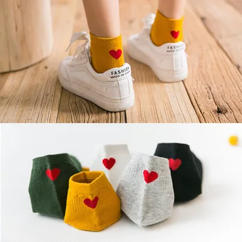 

5 pairs of love boat socks women cotton low socks Korean spring and summer women sweat cotton socks.