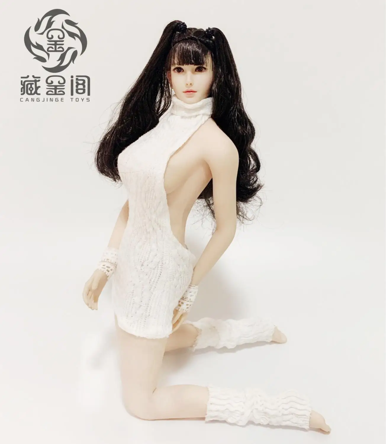 

CJG-W015 1/6 Scale Sexy Super Girl Pure Hanging Neck Open Back Dress Set with Stocking Clothes for 12'' PH Seamless Female Body