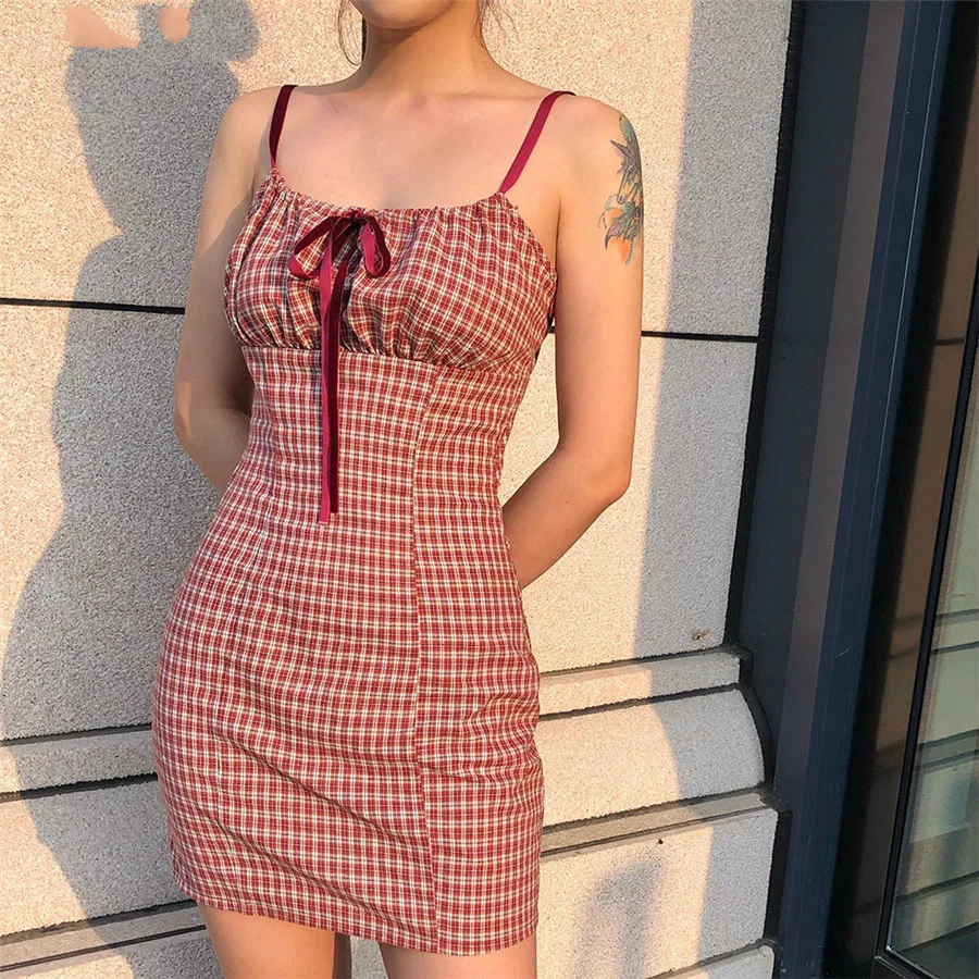 

2020 New Spring Plaid Women Mini Dress Spaghetti Strap Summer Girl Streetwear Style Dress Lady Casual Vacation Short Dress