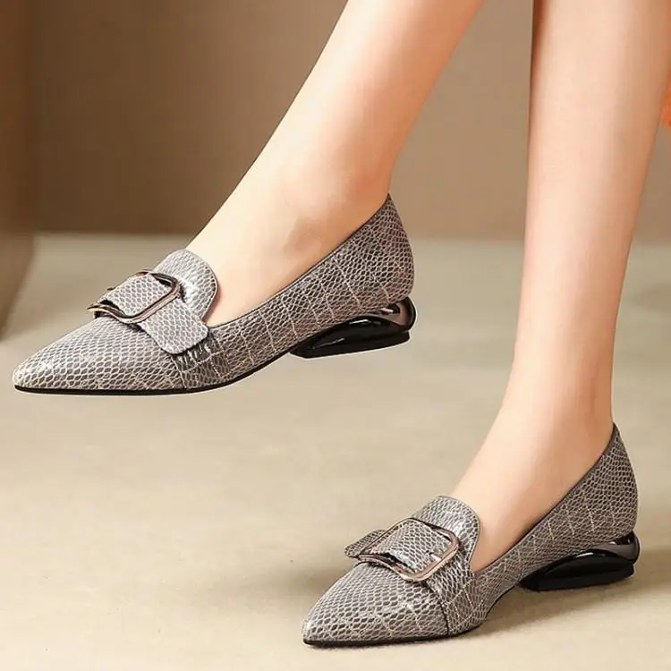 

Shallow-mouth single shoe female summer low heel pointed thick heel leather belt buckle a pedal sheepskin 3cm