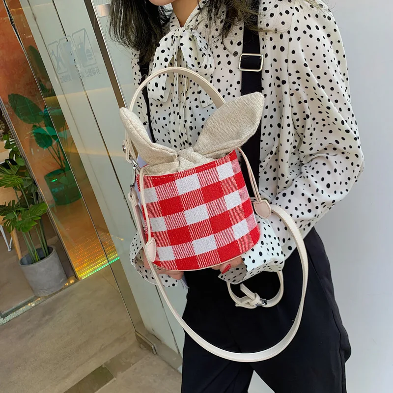 

Canvas Lattice Baonu 2019 New Ins Net Red Slant Bag Occidental Checker Fairy Hand-held Bucket