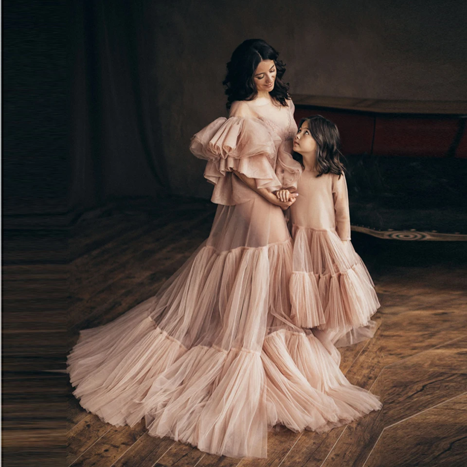 2020 Sexy Bridal Tulle Robes Deep Floor Length