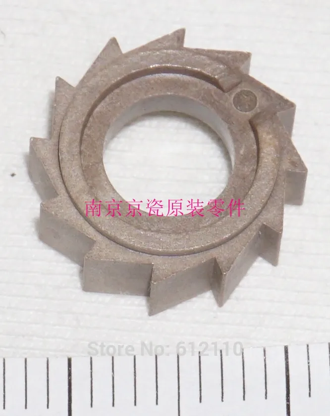 Новый оригинальный Kyocera 2FB20820 RATCHET Чистка печки принтера для: KM-8030 6030 TA820 620 |