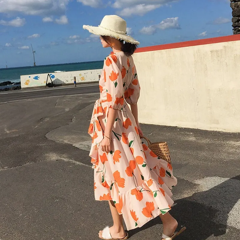 Мода, летнее женское платье с рукавами-фонариками и оборками, Пляжное Повседневное платье с цветочным принтом, богемное кружевное Макси платье с v-образным вырезом