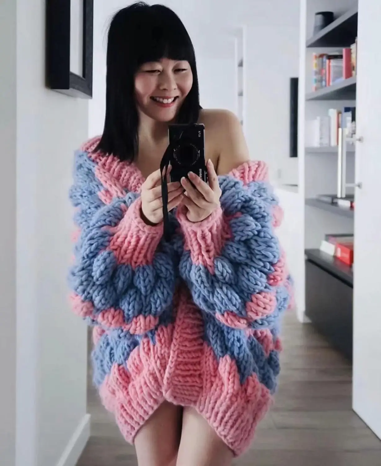 Увядший фон примерочная фэшн-блоггера в винтажном стиле волнистые жаккардовые толстые теплые зимние свитера для женщин ручной вязки свитер большого размера женские кардиганы