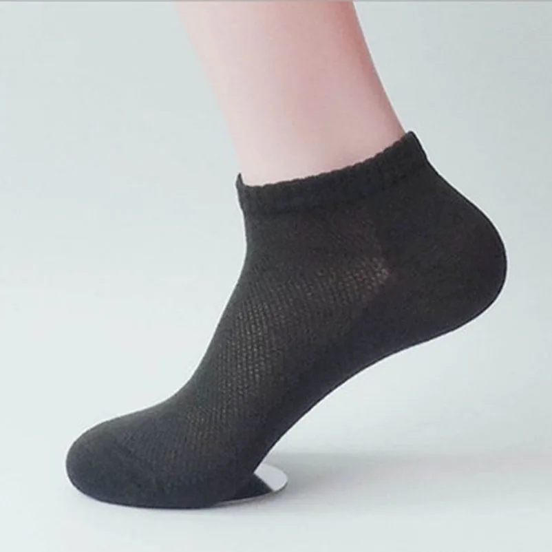 Urgot, 20 шт. = 10 пар, однотонные сетчатые мужские носки, невидимые носки по щиколотку, мужские летние дышащие тонкие носки-башмачки, Meias, горячая Распродажа - Цвет: A black