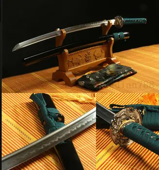 

DAMASCUS FOLDED STEEL CLAY TEMPERED DRAGON JAPANESE SAMURAI SWORD KATANA