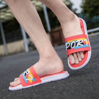 

2020 New Trend Indoor Men Slippers Green Men Flip Flops Beach Slippers Fashion Mens Shower Slippers Room Casual Shoes for Men