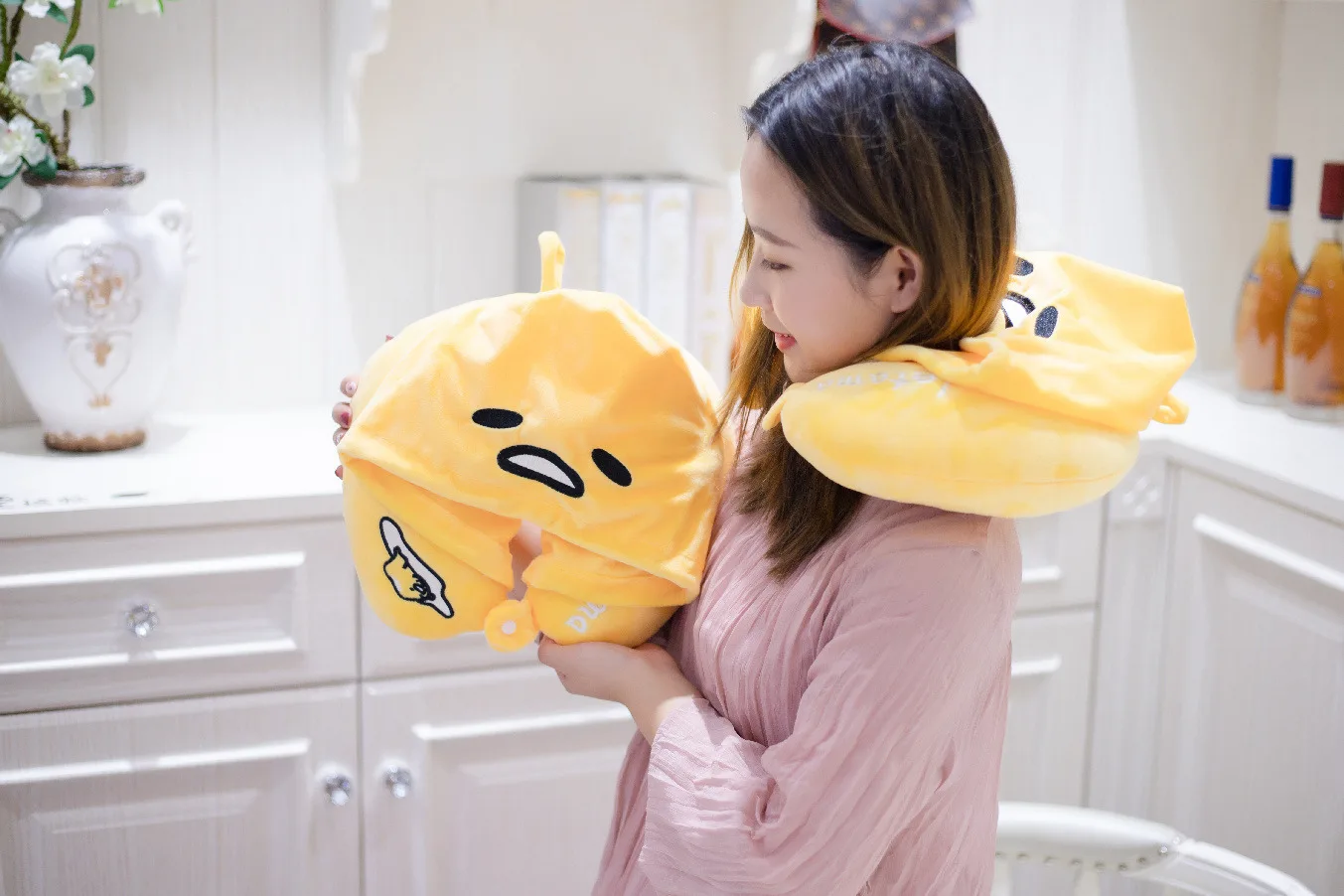 30 см Gudetama ленивое яйцо с капюшоном для шеи u-образная яичный желток Подушка Мягкие плюшевые игрушки кукла подушка для сна Дети девочка подарок на день рождения