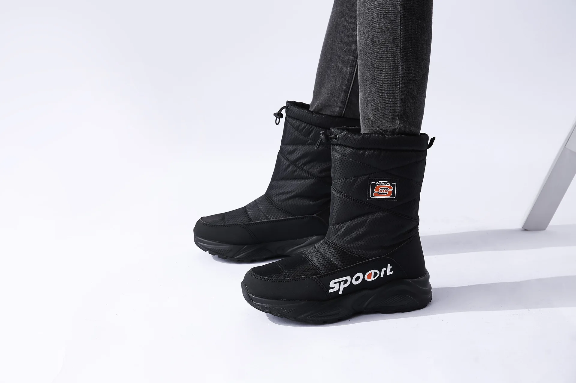 

2019 autumn and winter new snow boots space cotton non-slip waterproof women's boots explosions flat bottom boots mother boots