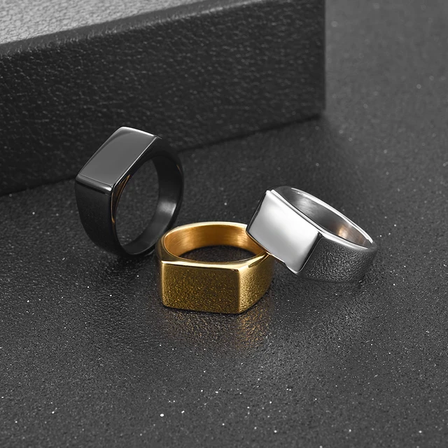 Herren Siegelring Aus Poliertem Edelstahl – Biker-Look In Schwarz, Silber, Gold (Gr. 7-12) Herren Siegelring Aus Poliertem Edelstahl – Biker-Look In Schwarz, Silber, Gold (Gr. 7-12)