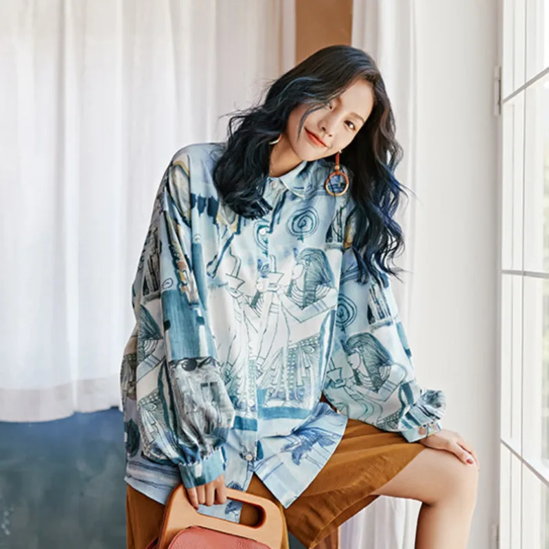 

LANMREM Abstract Printed Lapel Long Sleeve Loose Woman Shirt Casual Wild Personality Fashion 2019 Autumn Blouse New TV392