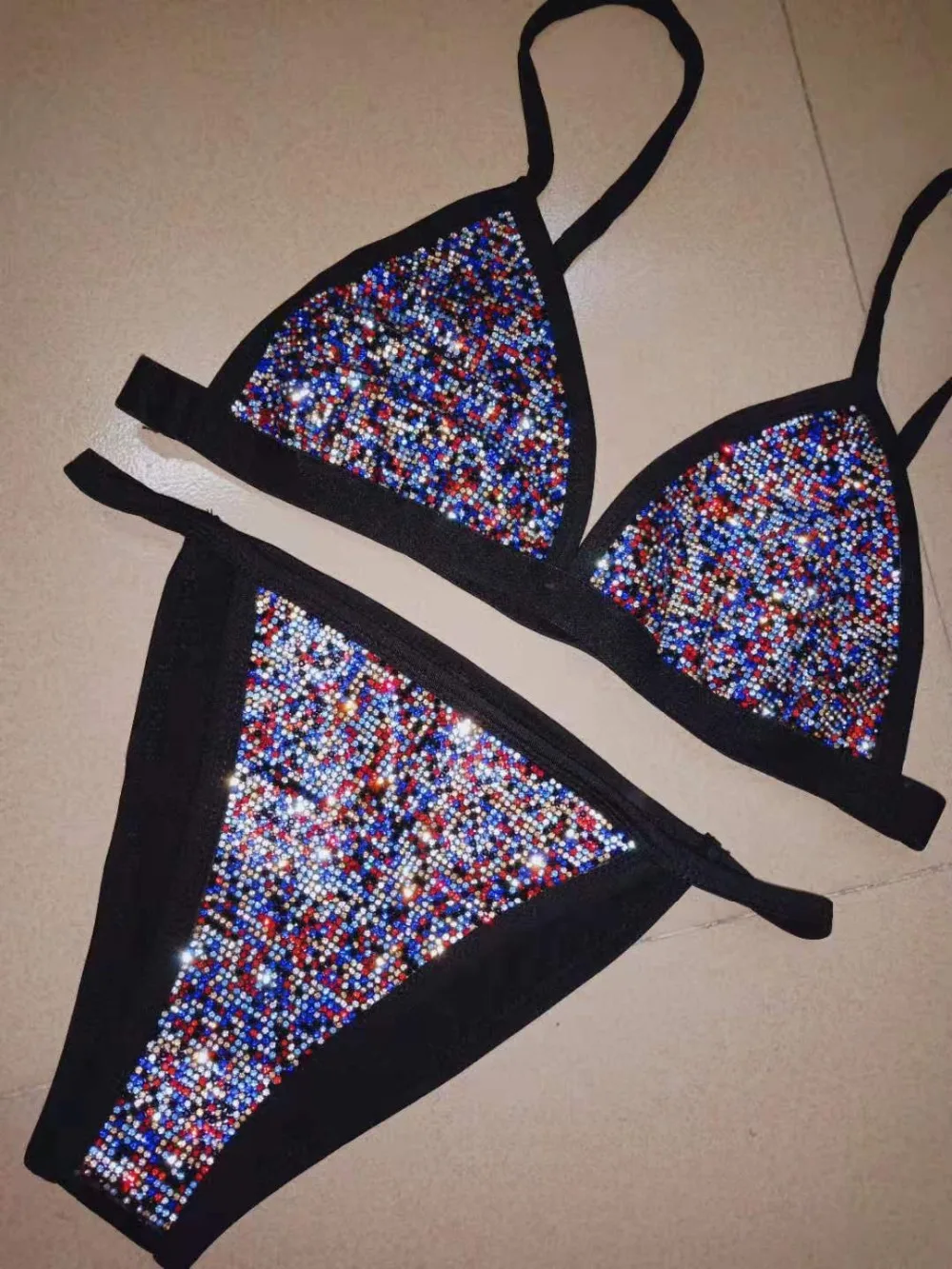 12137052149_1002674748