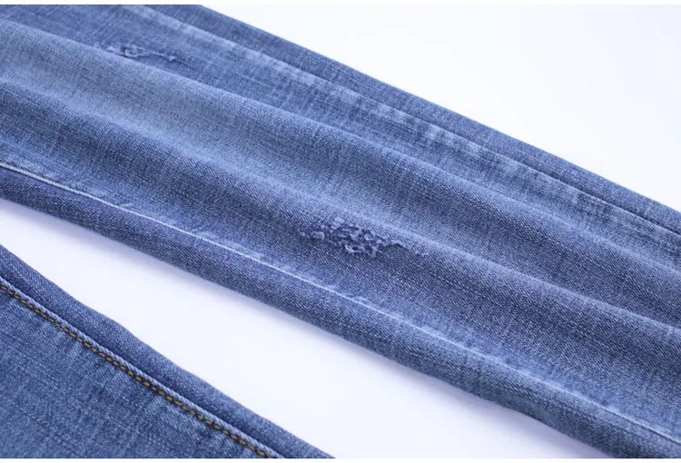 3885097151_1144272606