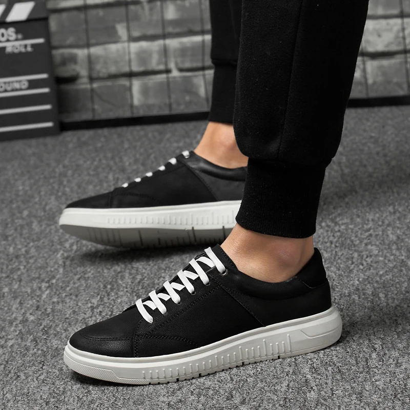 

DZ222019 summer Korean version of the men's white shoes with flat with low to help breathable casual men's shoes