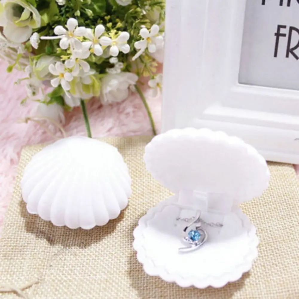 1 Piece Shell Shape Lovely Velvet Wedding Engagement Ring Box For Earrings Necklace Bracelet Jewelry Display 5
