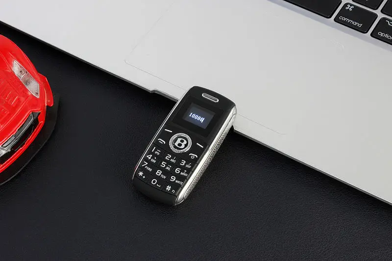 Разблокированный мини мобильный телефон, Bluetooth, набор номера, 0,66 дюймов, с ручками, мини телефон, MP3, волшебный голос, две sim-карты, маленький сотовый телефон